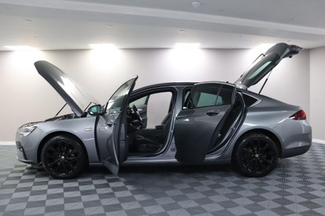 Vauxhall Insignia ULTIMATE NAV 6