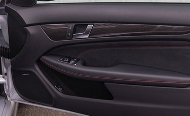 Mercedes-Benz C63 AMG Black Series 22