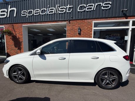 Mercedes-Benz B Class B 220 4MATIC AMG LINE PREMIUM 9