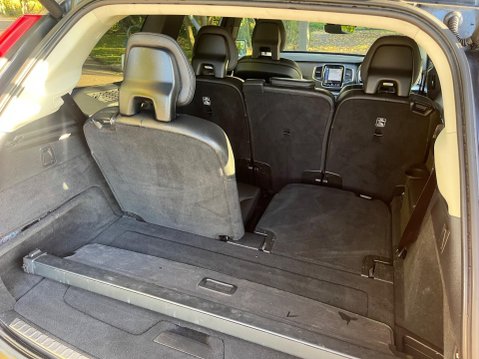 Volvo XC90 2.0 D5 PowerPulse Momentum Auto 4WD Euro 6 (s/s) 5dr 22