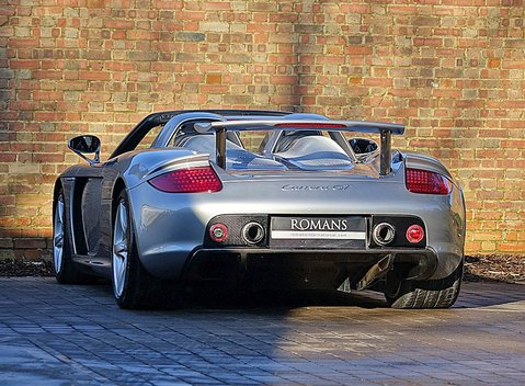 Porsche Carrera GT 7