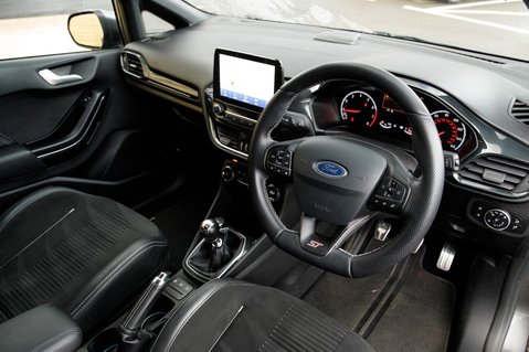 Ford Fiesta ST-3 4