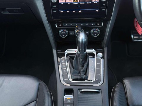 Volkswagen Arteon 2.0 BiTDI R-Line Fastback DSG 4Motion Euro 6 (s/s) 5dr 27