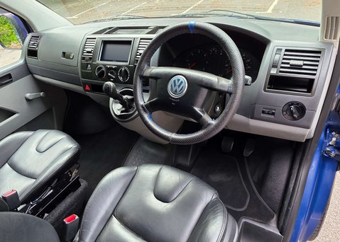 Volkswagen Transporter 2.5 Transporter T30 130 TDI LWB 18