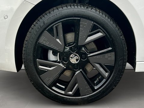 Vauxhall Corsa 100kW Ultimate 50kWh 5dr Auto 13