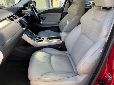 Land Rover Range Rover Evoque TD4 SE TECH 36