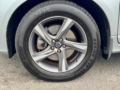 Volvo XC60 2.0 D4 R-Design Euro 6 (s/s) 5dr 23