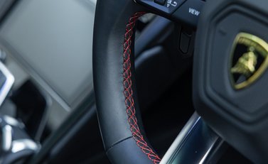 Lamborghini Urus S 27