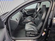 Audi RS4 4.2 FSI V8 Estate 5dr Petrol S Tronic quattro Euro 5 (450 ps) 26
