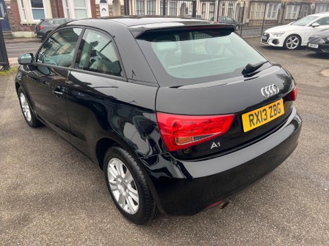 Audi A1 1.2 TFSI SE Euro 5 (s/s) 3dr 4
