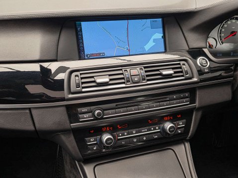 BMW M5 4.4 M5 Auto 4dr 10