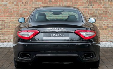 Maserati Granturismo S MC Shift 5