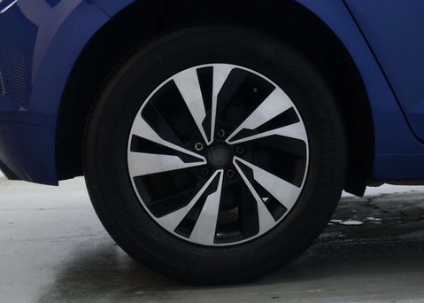 Volkswagen Polo 1.0 Polo Match TSi Semi-Auto 5dr 12