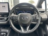 Toyota Corolla 2.0 VVT-h Icon Hatchback 5dr Petrol Hybrid CVT Euro 6 (s/s) (196 ps) 24