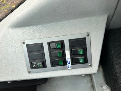 Mercedes-Benz Sprinter 515CDI MWB C/C 14