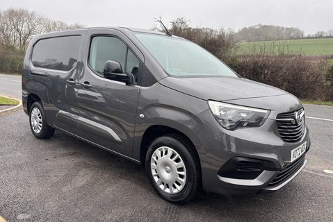 Vauxhall Combo L2H1 2300 100ps Pro Panel Van - Sat Nav / Rear Camera 5