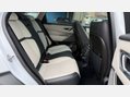 Land Rover Range Rover Velar 3.0 Range Rover Velar R-Dynamic HSE P380 Auto 4WD 5dr 13