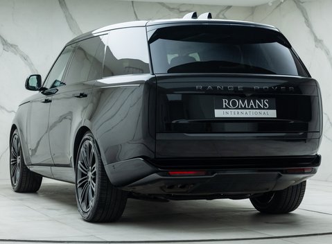 Land Rover Range Rover D350 AUTOBIOGRAPHY LWB 10