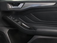 Ford Focus TITANIUM TDCI 36