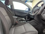 Hyundai TUCSON 1.6 Tucson SE Nav GDi 2WD 5dr 29