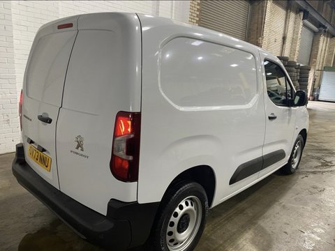 Peugeot Partner BLUEHDI PROFESSIONAL PREMIUM PLUS L1 5