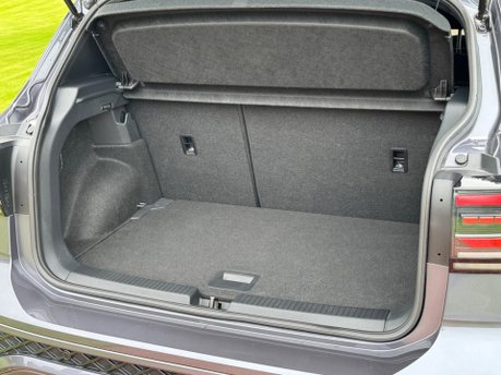 Volkswagen T-Cross R-LINE TSI DSG 31