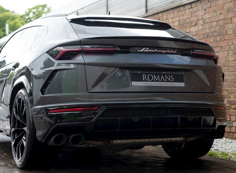 Lamborghini Urus 27