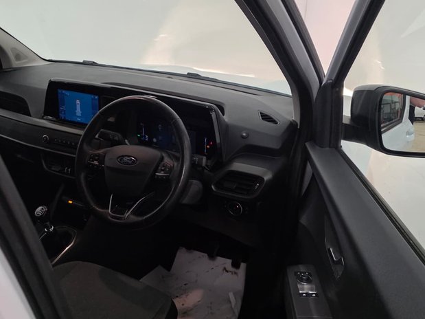 Ford Transit Courier Transit Courier Petrol 1.0 EcoBoost 125ps Limited Van 19