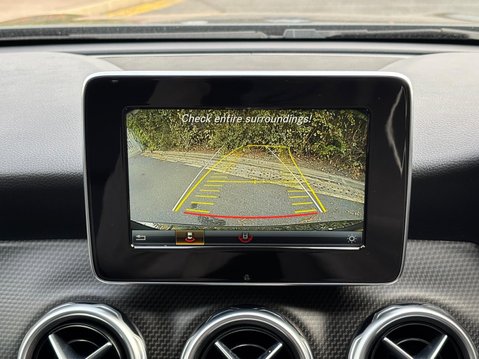 Mercedes-Benz GLA Class GLA 200 SE 20