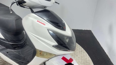 Lexmoto FMX 2016 SPARES OR REPAIR 125CC PROJECT BIKE SCOOTER 14