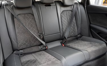 Audi RS4 Avant Sport Edition 13