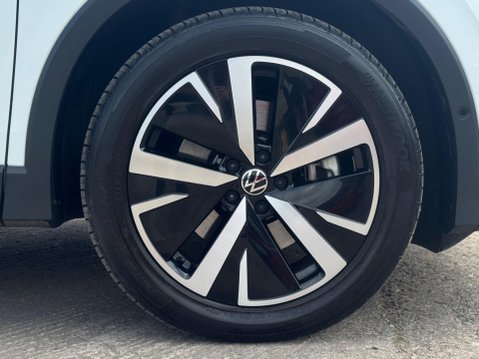 Volkswagen Tiguan 2.0 TDI Elegance DSG Euro 6 (s/s) 5dr 12