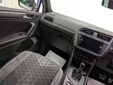 Volkswagen Tiguan 1.5 Tiguan R-Line TSi Semi-Auto 5dr 46
