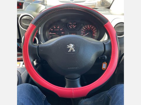 Peugeot Partner 1.6 eHDi 750 SE Panel Van 4dr Diesel Manual L2 (s/s) (134 g/km, 90 bhp) 26