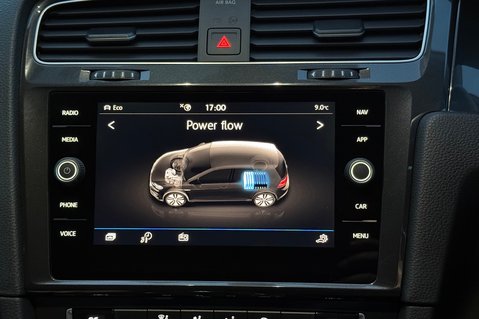 Volkswagen e-Golf E-GOLF - 12 MONTHS MOT -APPLE CAR PLAY  46