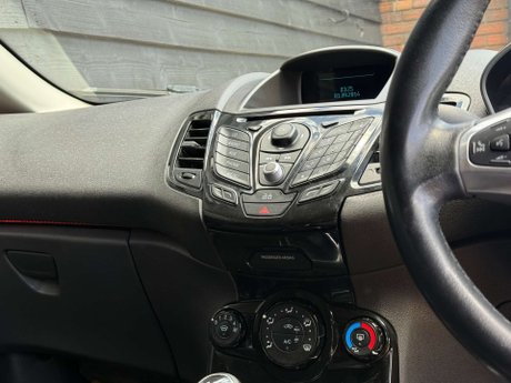 Ford Fiesta 1.2 Fiesta Zetec 3dr 28