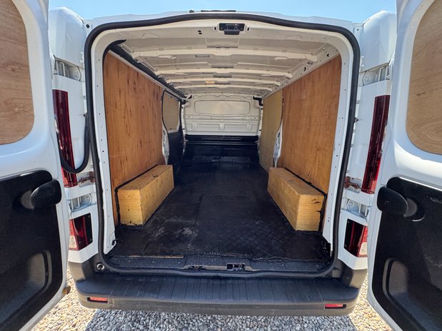 Nissan Primastar LWB L2H1 Low Roof Acenta 300 Air Con Cruise EURO 6 NO VAT 9