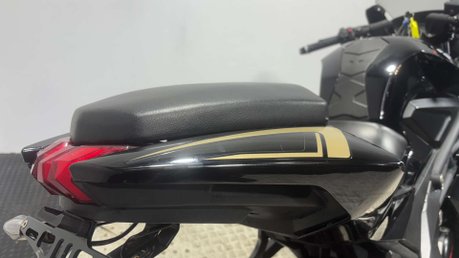 Lexmoto LXR 2021 10K MOT SERVICED FULL SIZE SPORTS BIKE 125CC RACE PIPE 11