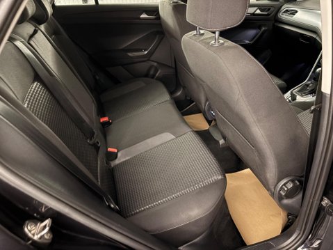 Volkswagen T-Roc 1.5 TSI EVO Active DSG Euro 6 (s/s) 5dr 7