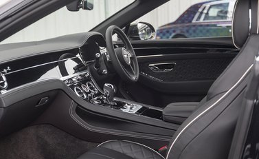 Bentley Continental GT Convertible 18