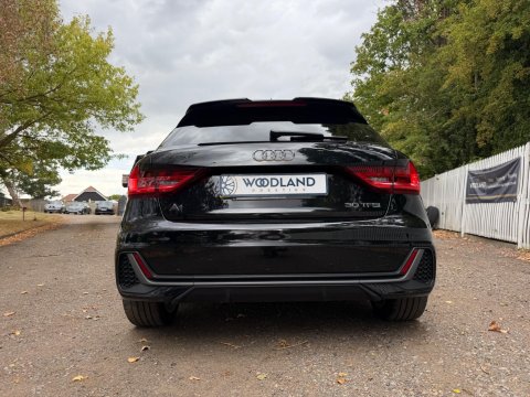 Audi A1 SPORTBACK TFSI S LINE 19