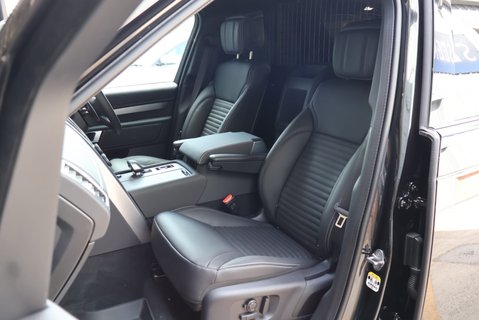 Land Rover Discovery 2026 COMMERCIAL DYNAMIC HSE STLYED BY SEEKER ASK ABOUT REAR SEATS FITTED  16