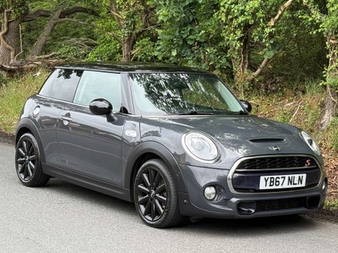 Mini Hatch 2.0 Cooper SD 3dr 4