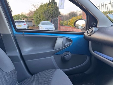 Peugeot 107 1.0 107 Urban 5dr 28