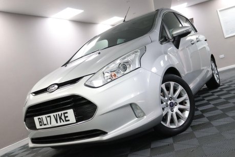Ford B-Max TITANIUM X NAVIGATOR 32