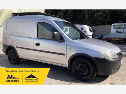 Vauxhall Combo 1.3 CDTi 1700 16v Panel Van 3dr Diesel Manual (134 g/km, 69 bhp)