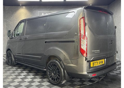 Ford Transit Custom 2.0 300 EcoBlue Limited Panel Van 5dr Diesel Manual L1 H1 Euro 6 (s/s) (130 6