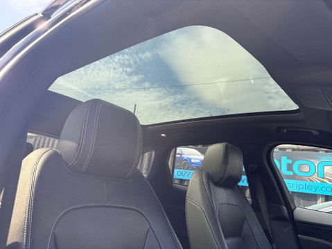 Jaguar F-Pace 2.0 D240 R-Sport SUV 5dr Diesel Auto AWD Euro 6 (s/s) (240 ps) 12