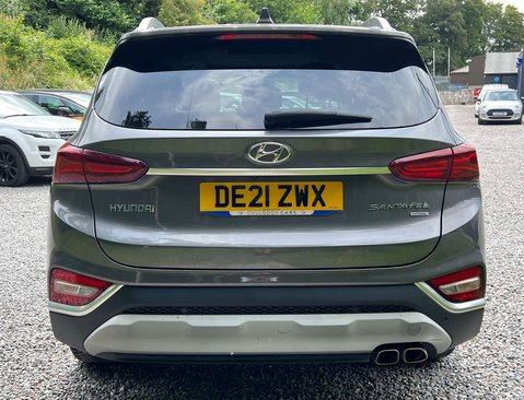 Hyundai SANTA FE 2.2 Santa Fe Premium SE CRDi Auto 4WD 5dr 7