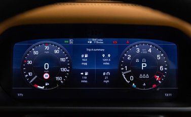 Land Rover Defender X 13